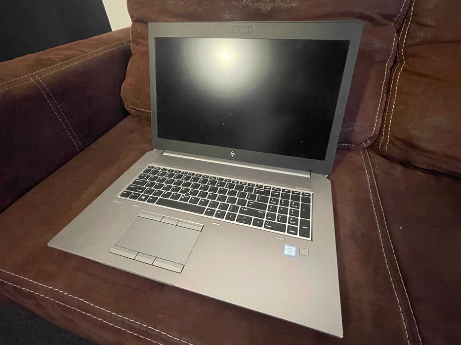 Laptop HP ZBook 17 G5 (i5-8400H 1TB 64GB RAM)