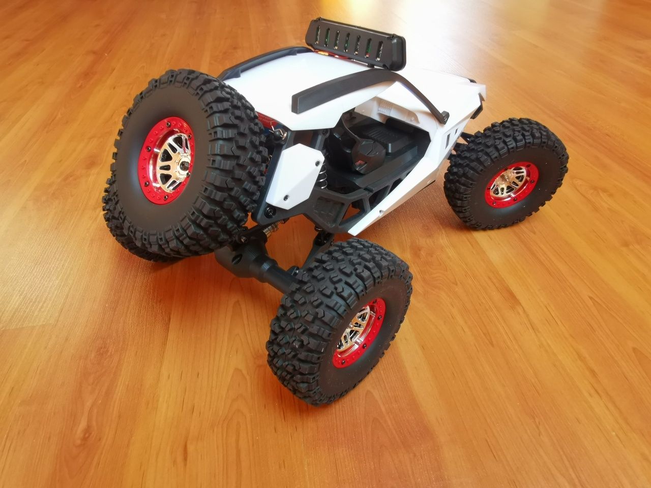 Carro Jeep buggy RC Cross Crawler WLtoys XK 12429 Storm Versão V2