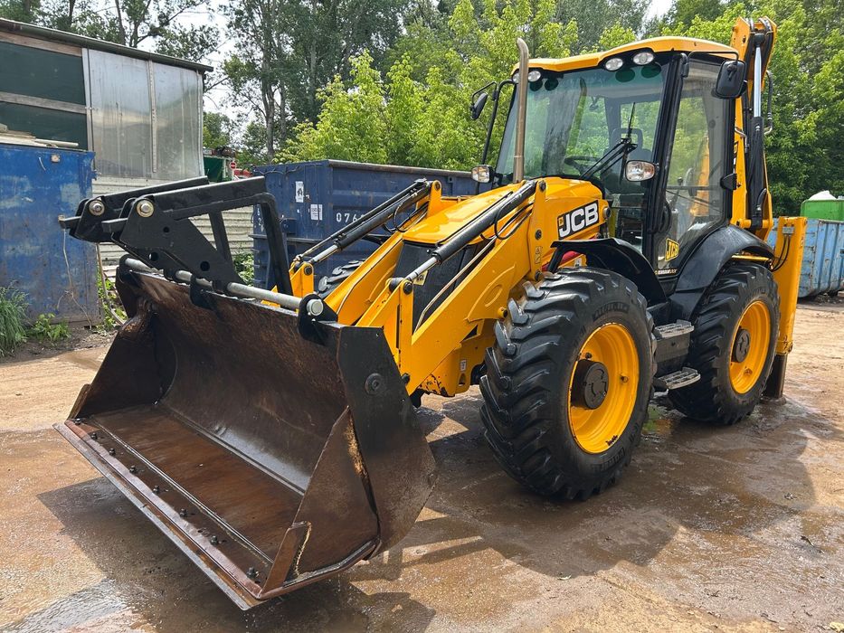JCB 4CX  JCB 4CX 2018 Rok tylko 3785 mth świeżo sprowadzona serwis JCB
