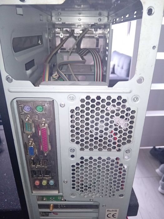 Sprzedam obudowę do komputera