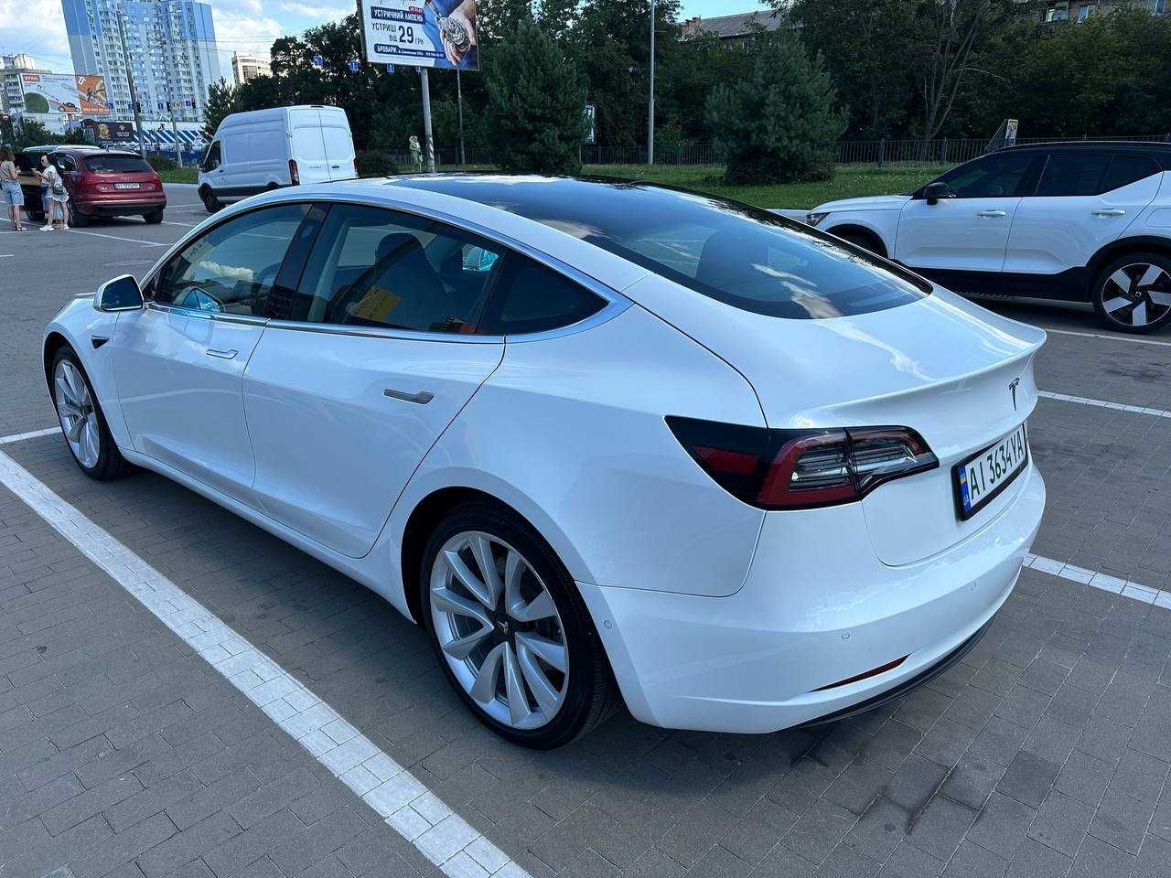 Tesla model 3 Long rang Dual motor 4х4 2019 3.6 s