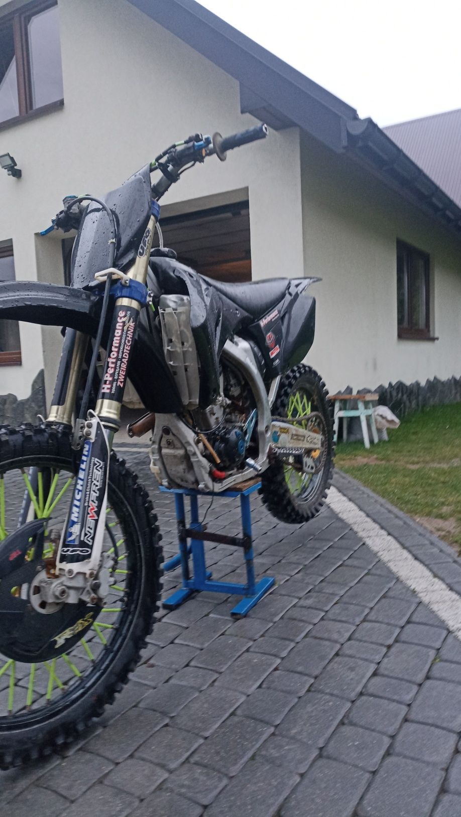 Yamaha yzf 250 r