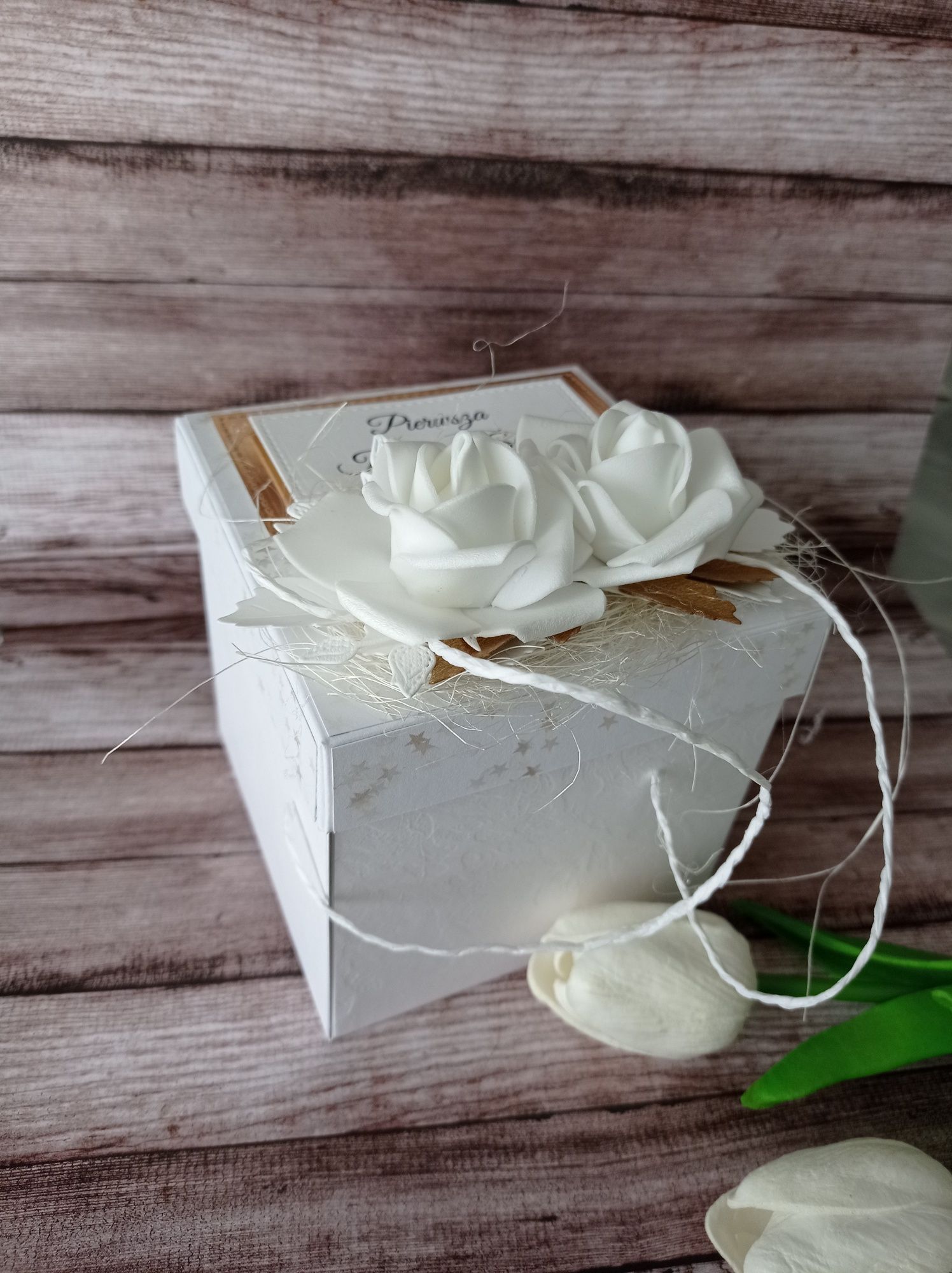 Pamiątka kartka 3d exploding box komunia Święta