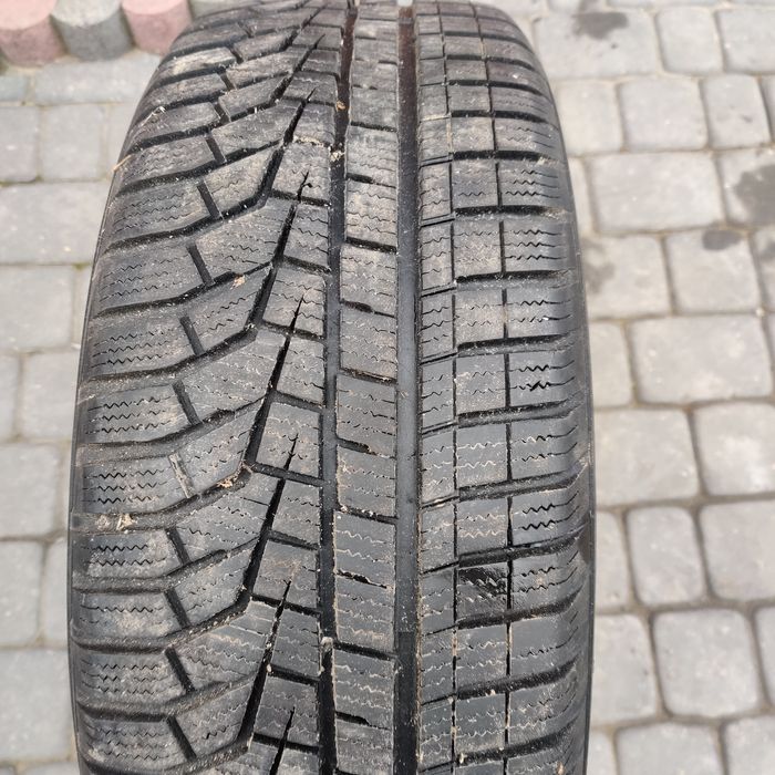 Opony zimowe 215/55R18  HANKOOK