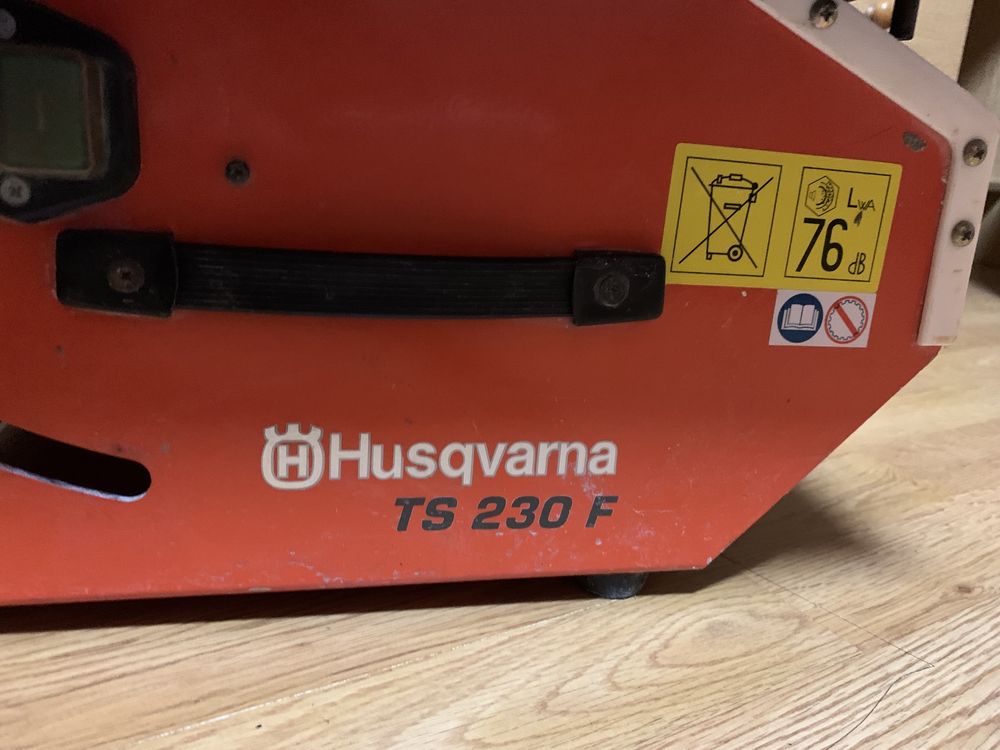 Плиткоріз Husqvarna TS 230 F