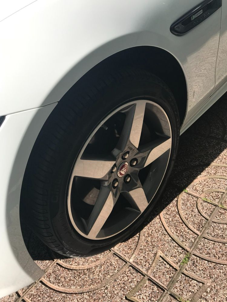 Jaguar XE 2.0 D R-Sport AWD Aut