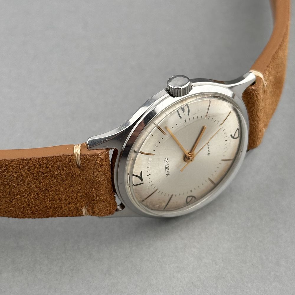 Zegarek vintage Wostok – stalowy klasyk | srebrzysta tarcza | USSR