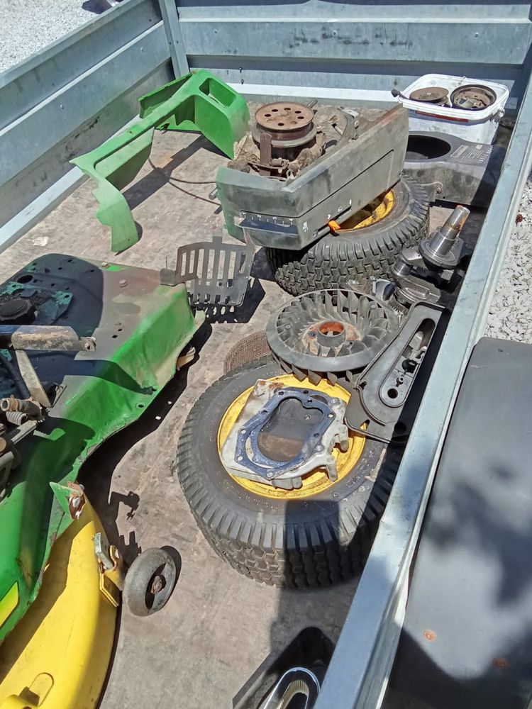 Traktorek kosiarka John deere na czesci