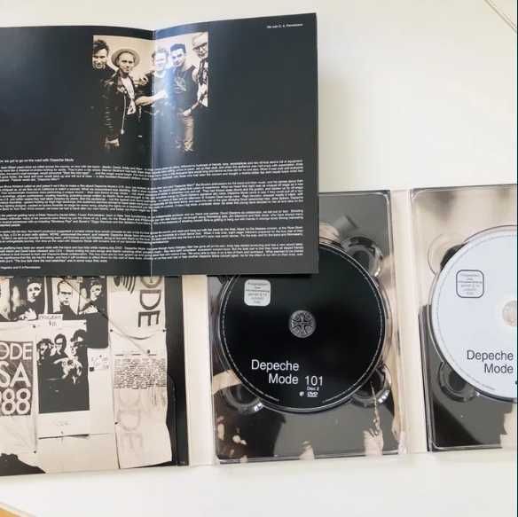 101 - Depeche Mode - Box 2 DVD´s + Livro