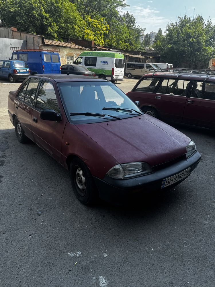 Продам Suzuki Swift 1995 год 1.3 Бензин Механика