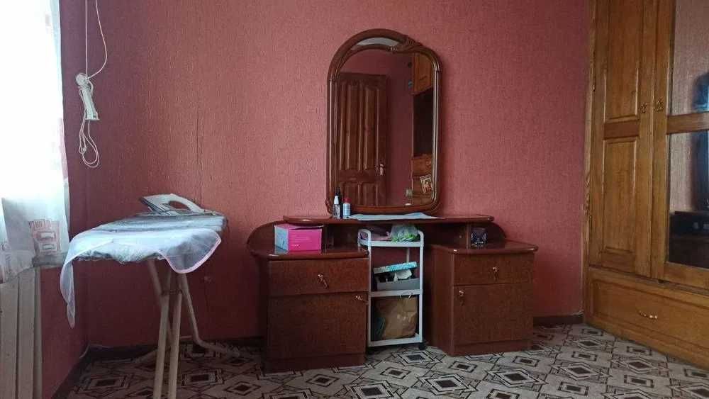 (13) Продам просторий капітальний будинок в с.Сухий Лиман.