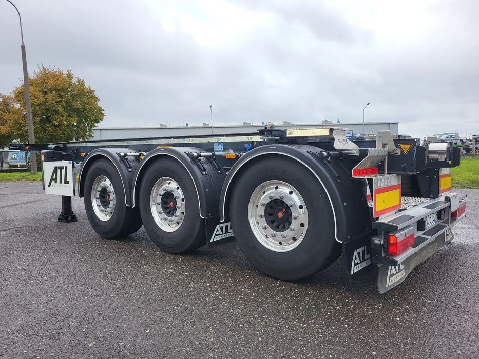 Lag O-3-CC  Naczepa do transportu kontenerów 20FT (zbiorniki ADR).
