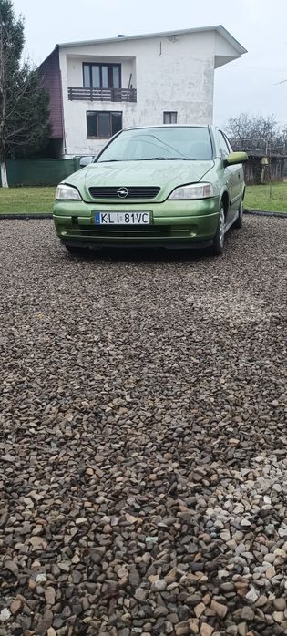 Опель Астра 1.2 купе