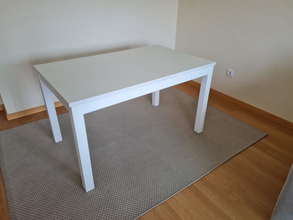 Mesa Laneberg IKEA