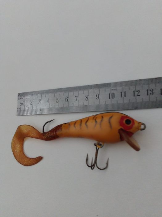 Vendo amostras de pesca raras com 30 anos em madeira (de coleção)