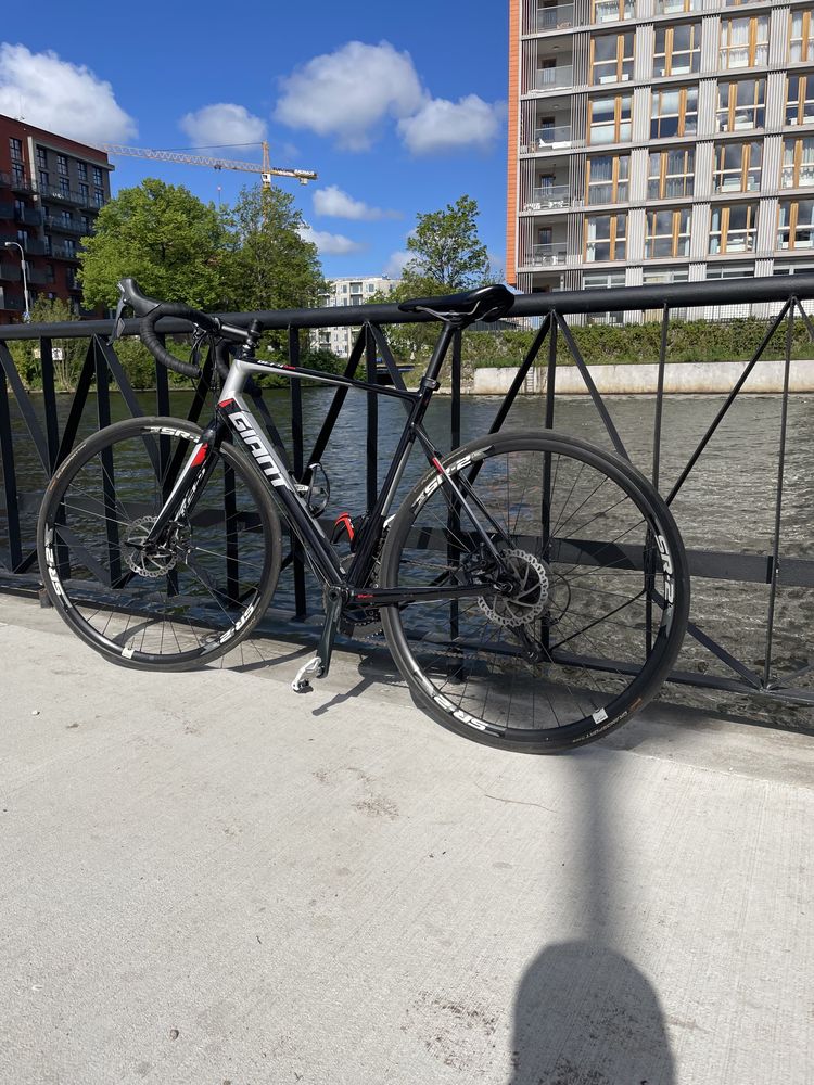 Rower szosowy giant defy super stan gotowy do triathlonu