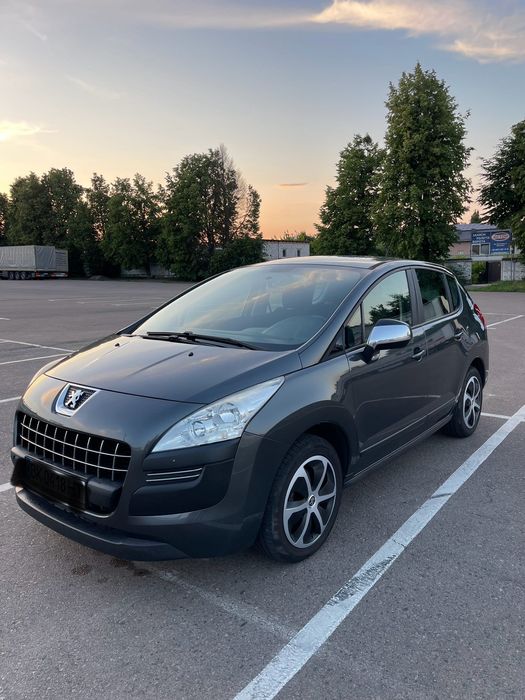 Продам Пежо 3008 перший власник в Україні володію авто більш 3 Років
