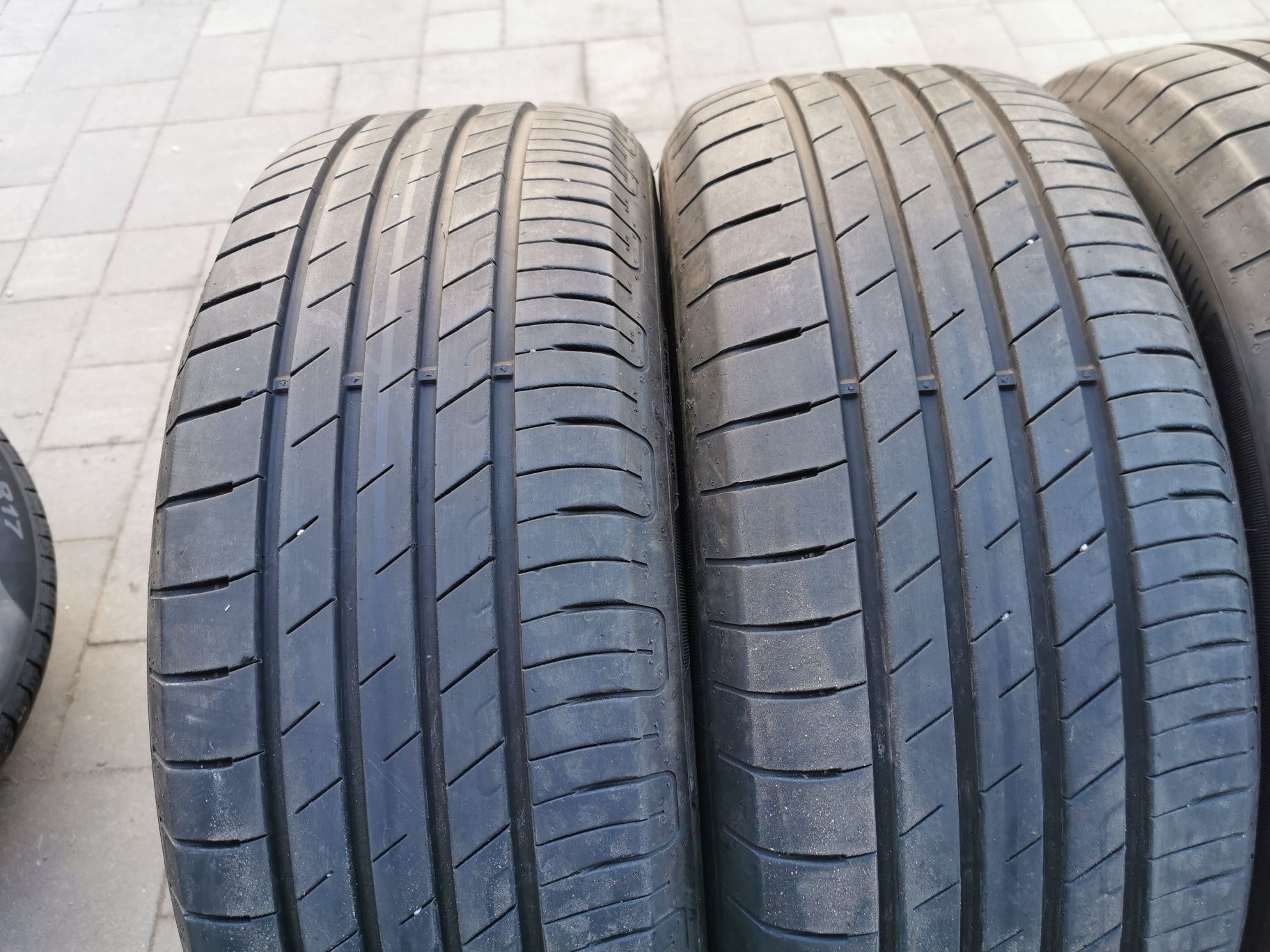 Летняя резина 215/60 R17 Goodyear Efficient