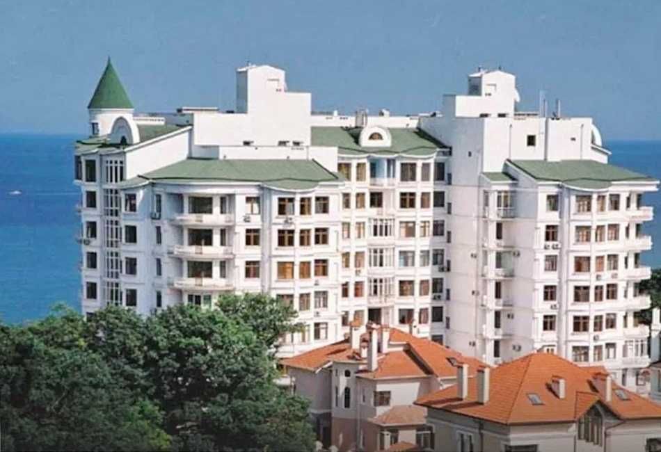 Baz-05Продам квартиру біля моря будинок ВИП