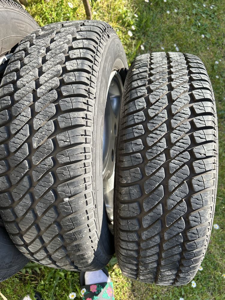 Opony NAVIGATOR z felgami 175/70 r 13