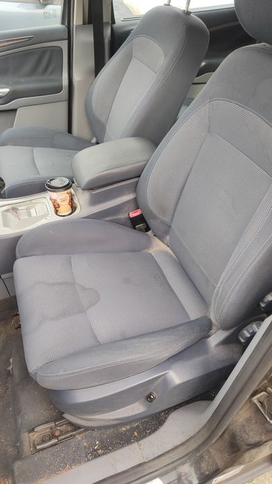Fotele Ford S max