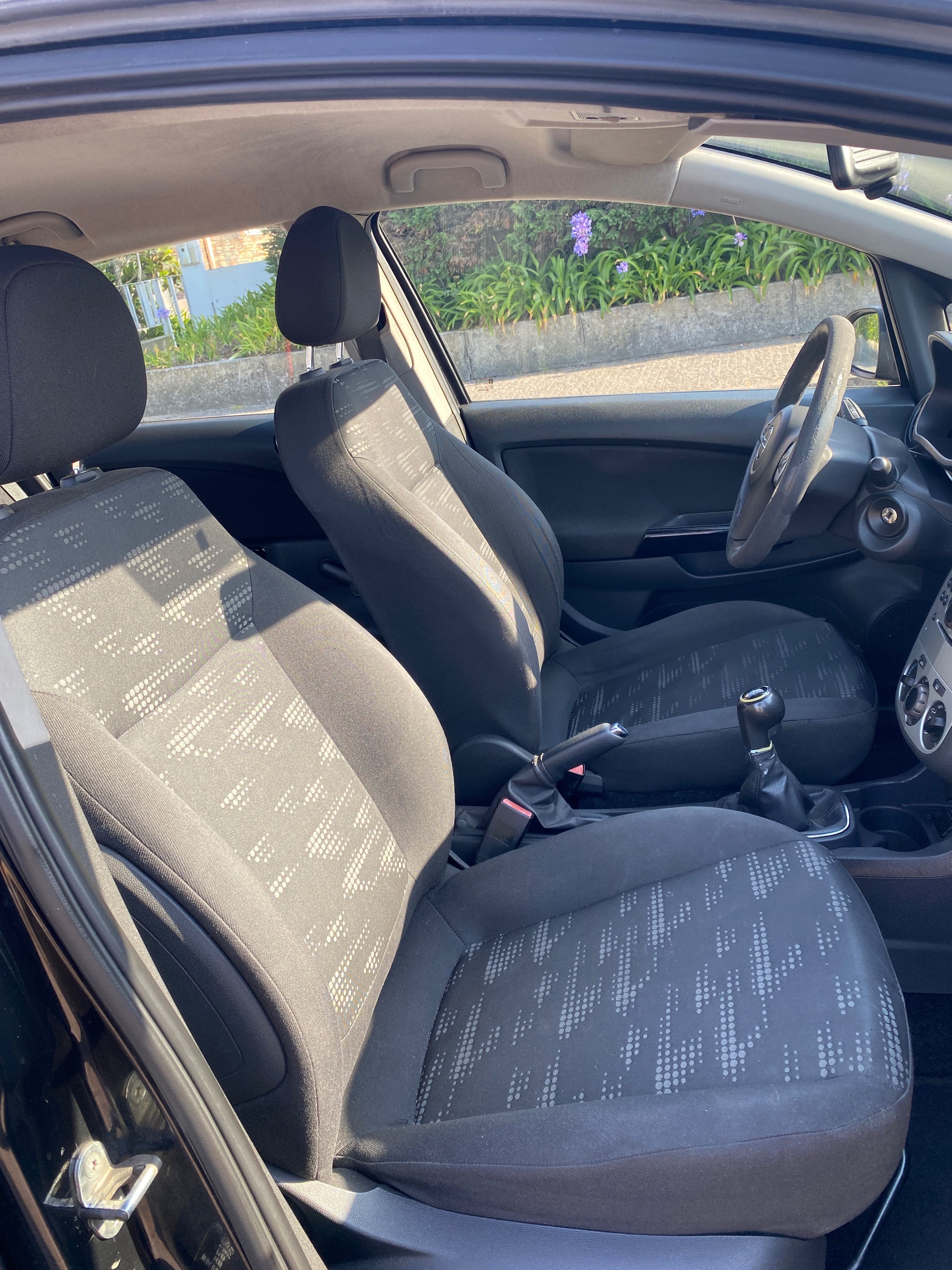 Carro Opel Corsa