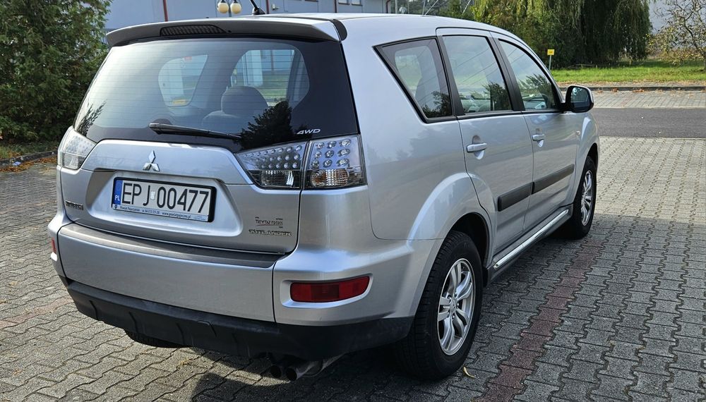 Mitsubishi Outlander II 2.2 DiD Mivec 177KM 6 biegów napęd 4WD