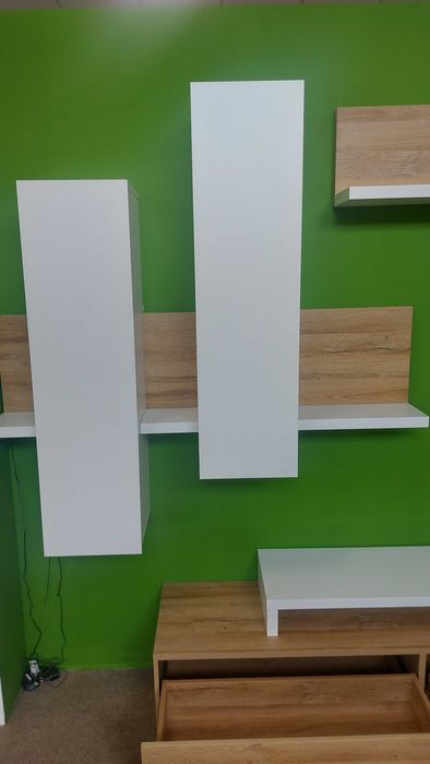 Meblościanka BOTA firmy HELVETIA. Wyprzedaż ekspozycji !!!