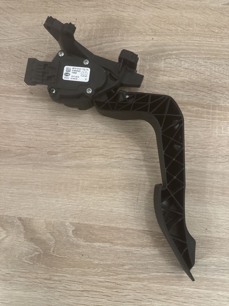 Potencjometr pedał gazu JEEP RENEGADE 14- 5194.2423