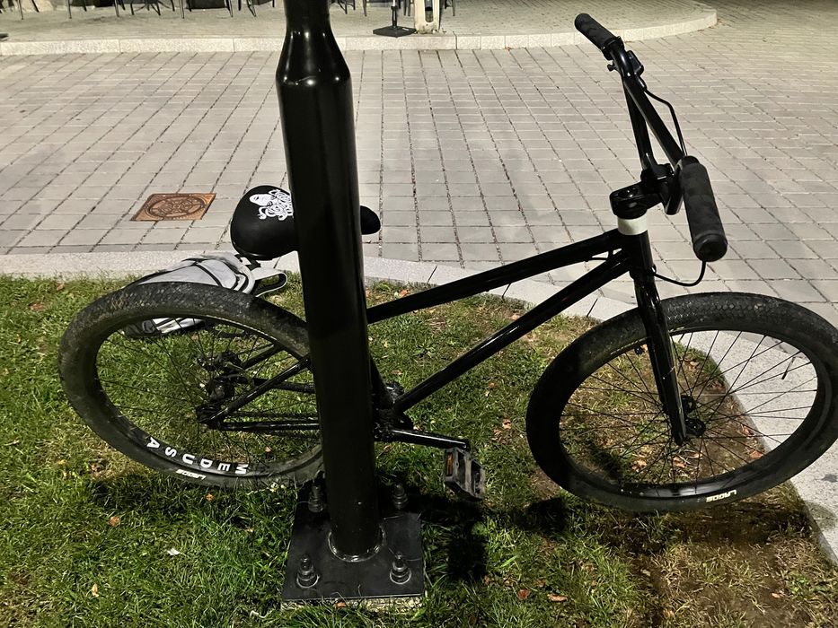 Witam. Mam na sprzedaz Wheelie bike.