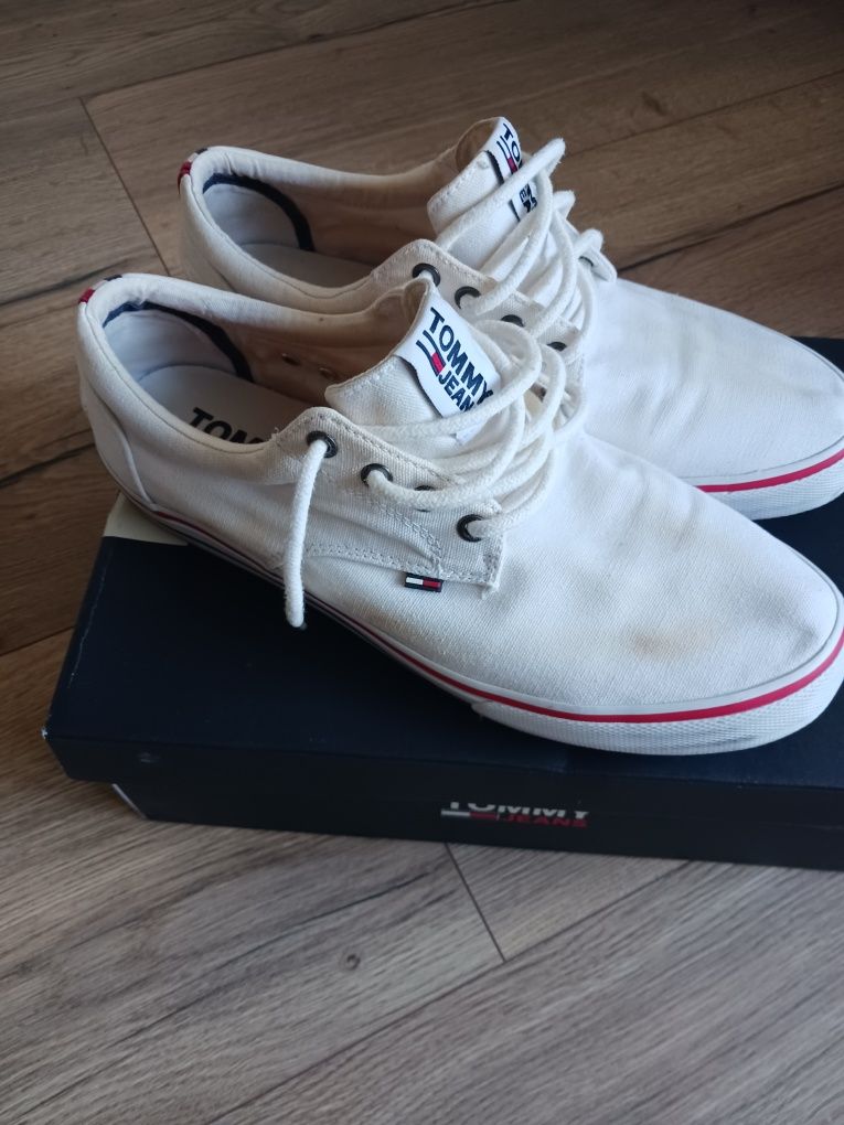 Tommy Jeans r43 trampki