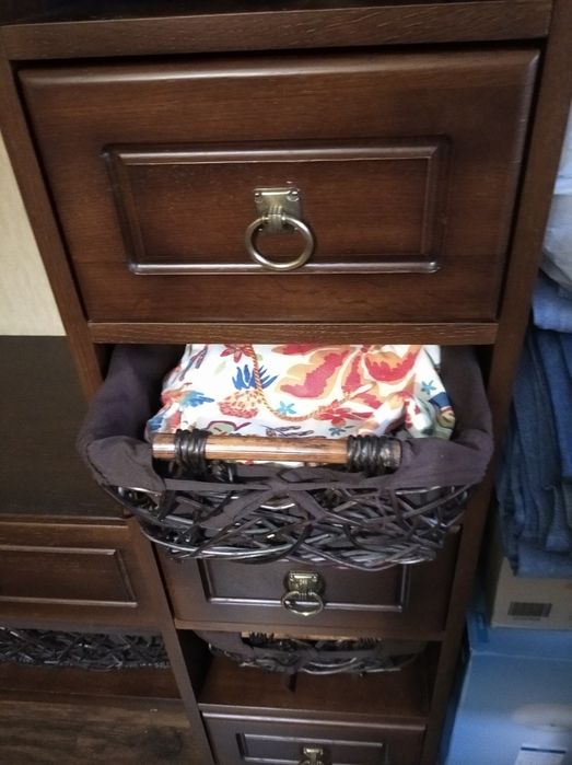 Два комода из натурального дерева