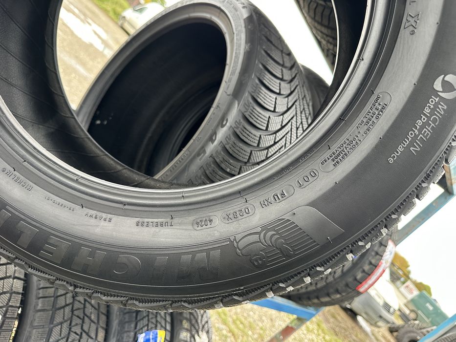Шини б/у 225/60 R17 Michelin 4шт