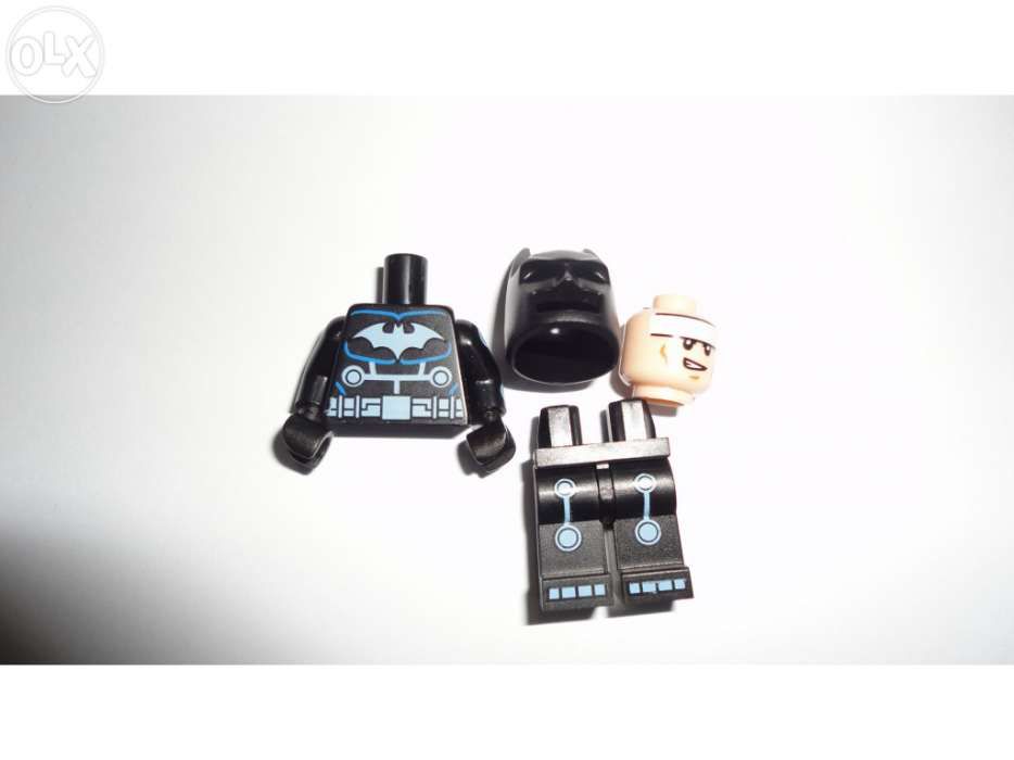 Minifigura batman electro suit lego - legos