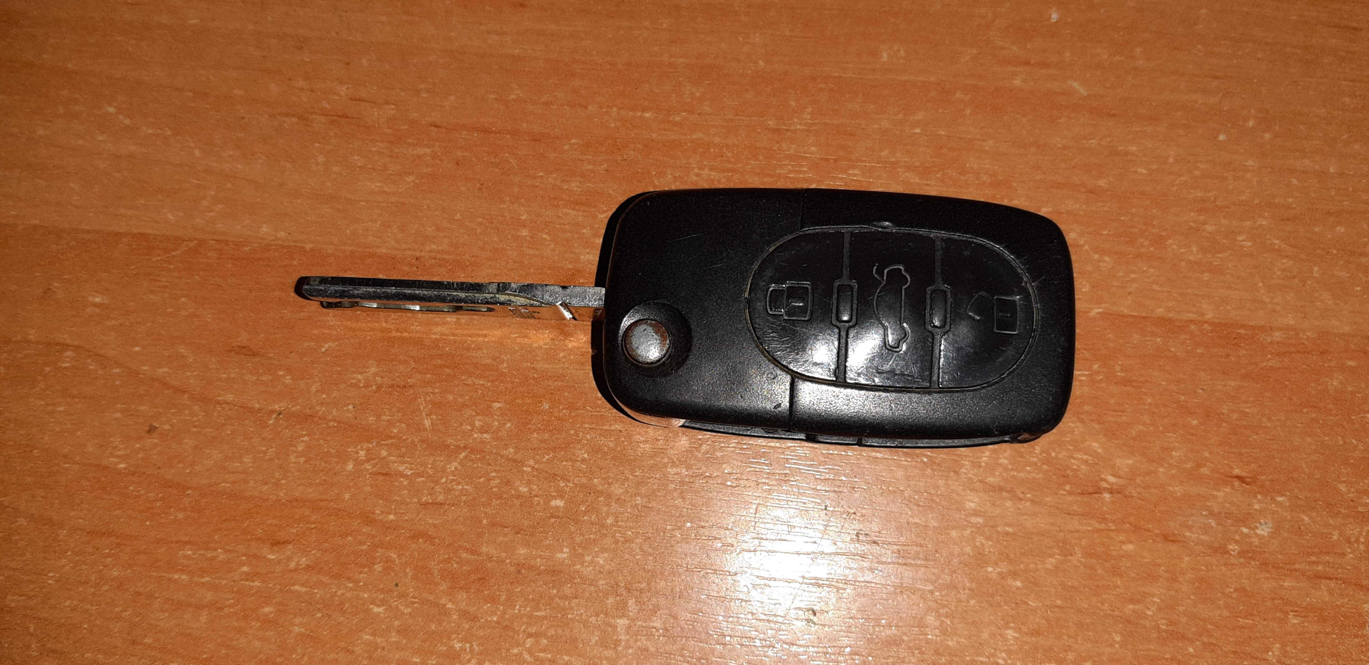 Ключ - Пульт дистанційного керування ауді Audi оригінал