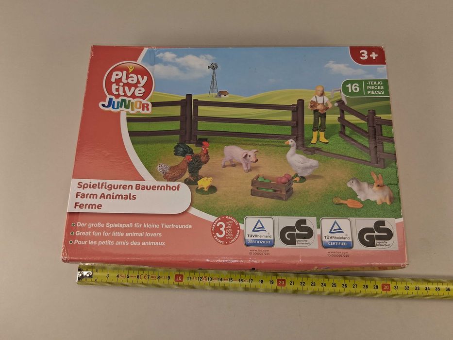 N203 Figurki Playtive Junior Farma Zwierzęta Zestaw 16 Elementów