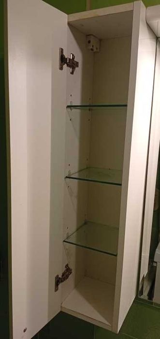 szafka łazienkowa z lustrem