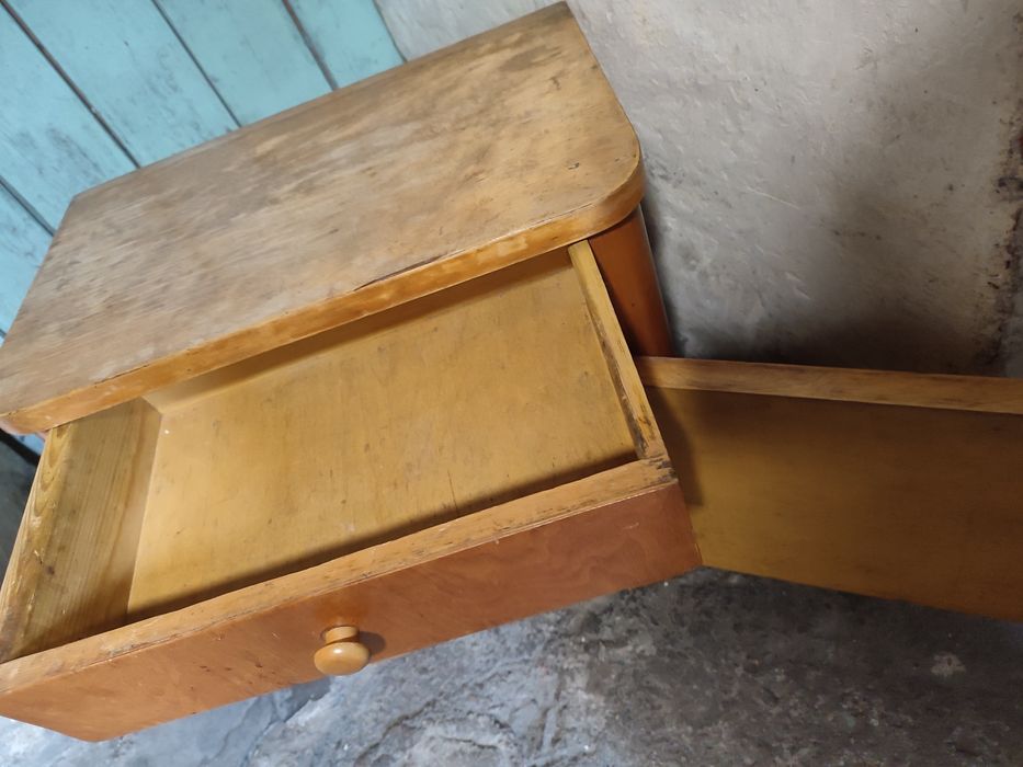 Szafka nocna drewniana