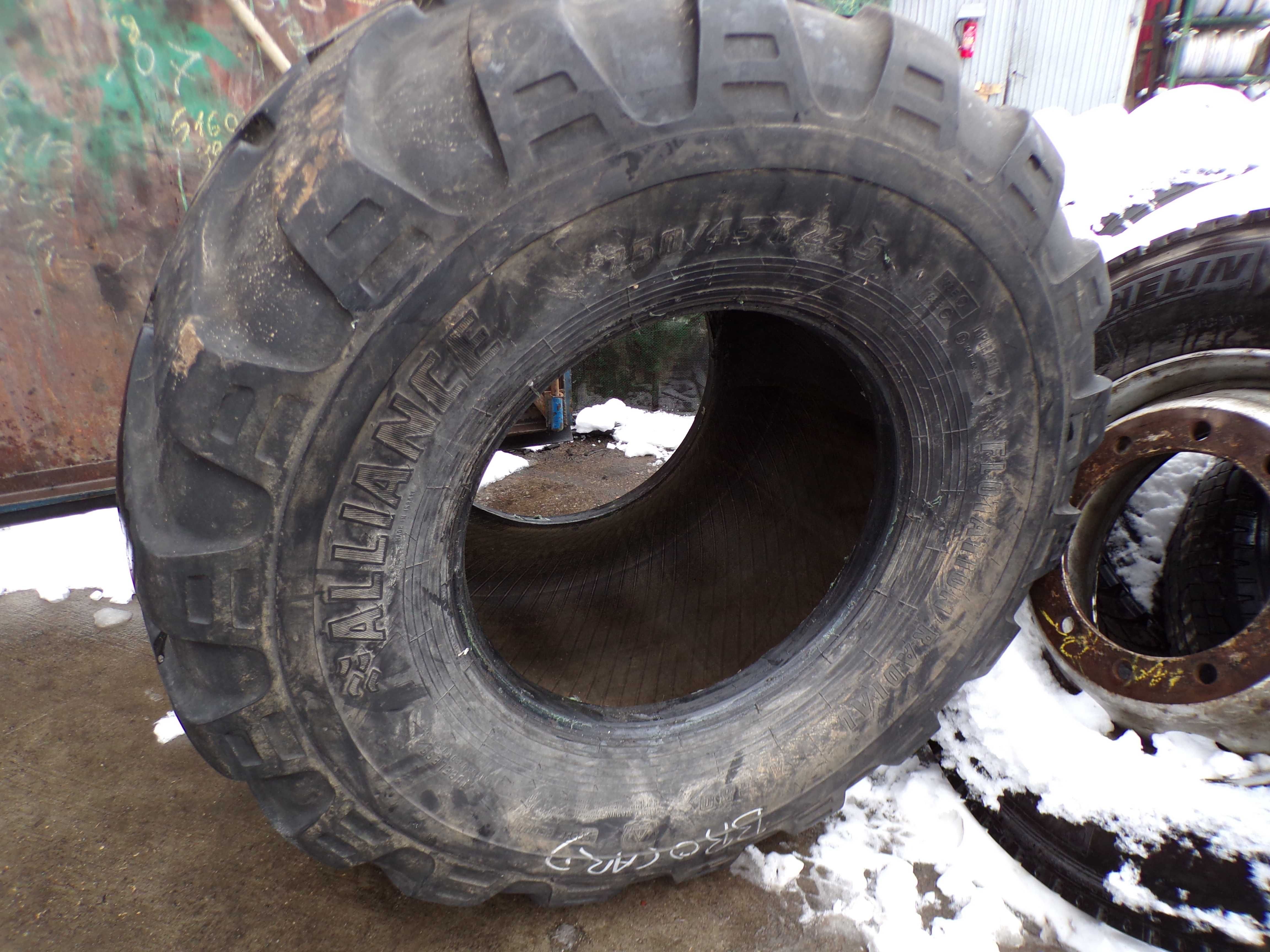opona 750/45R22.5 ALLIANCE Flotation A380 166E (2600 netto)