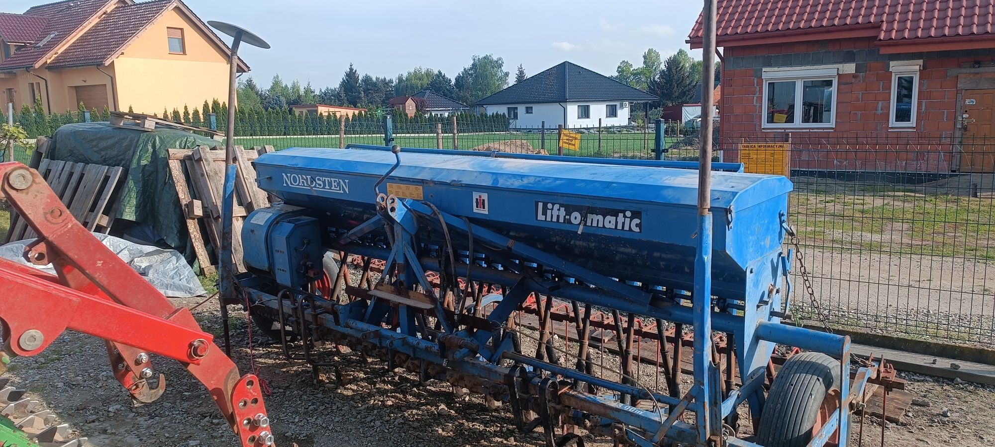 Siewnik zbożowy 3m Nordsten