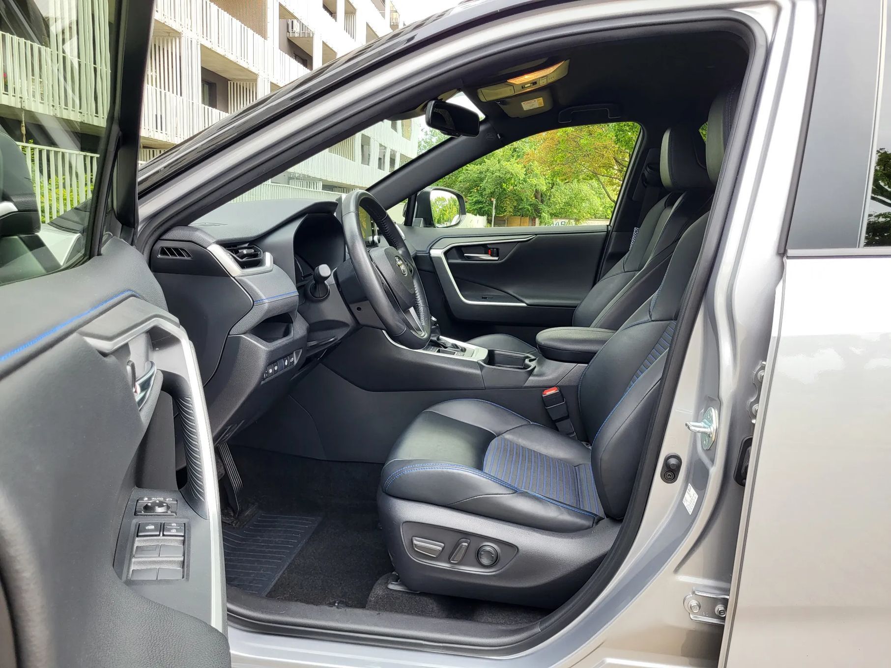 Toyota RAV4 SELECTION 2.5l Hybrid 218KM*Salon PL*Bezwypadkowy*Serwisowany w ASO