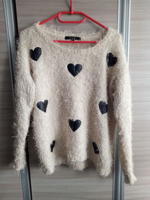 Sweter damski w serduszka s/m