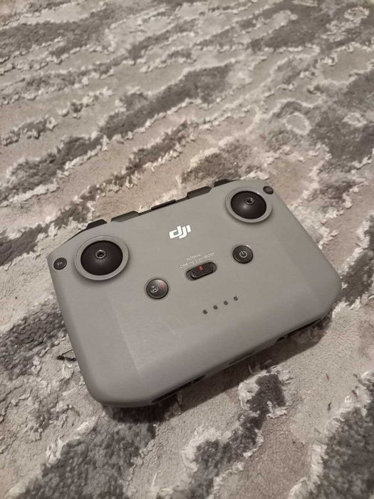 Пульт на Mavic 3 / DJI RC N1