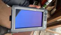Lowrance HDS-9 Gen3