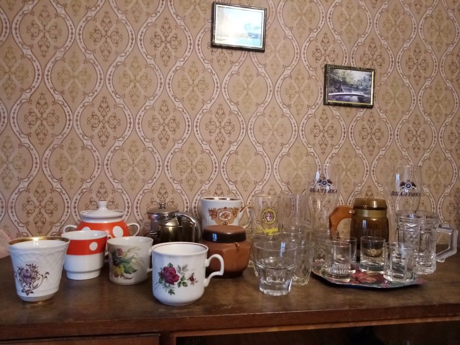 Чашки, кружки, стаканы, рюмки. Посуда для напитков.
