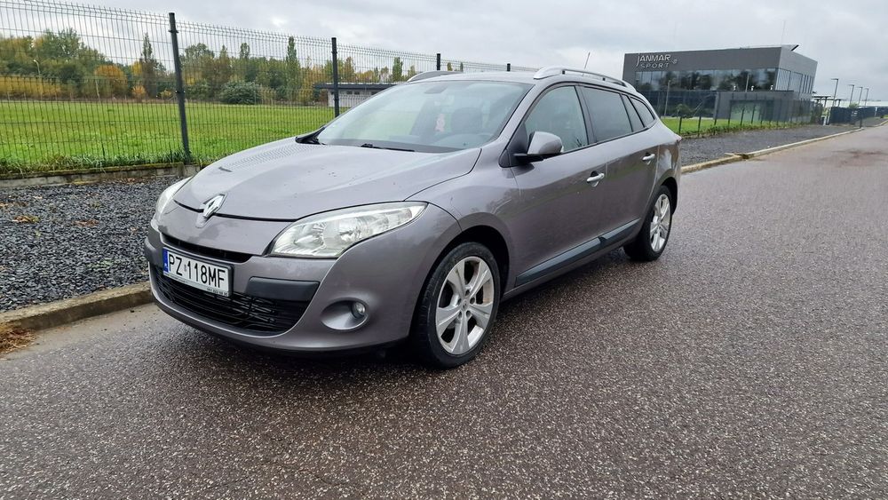 Renault Megane III 2011r 1.5DCi Kombi Hak Isofix 110KM Ekonomiczna