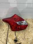 Ford Focus HB 5d przed lift lampa lewy tył
