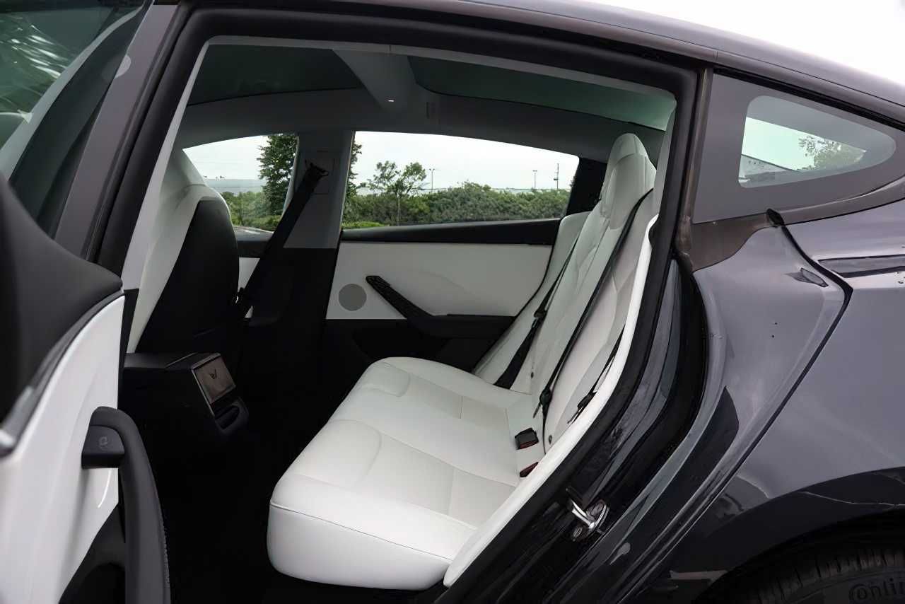 Tesla Model 3 Long Range 2024