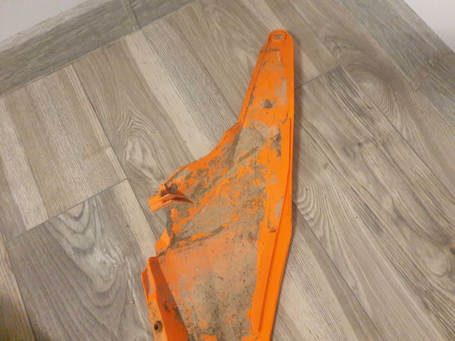 owiewka nr 44 boczek plastik obudowa ktm exc 250 sx 300 i 350 i 450