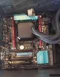Płyta główna ASRock z procesorem i pamięcią ram